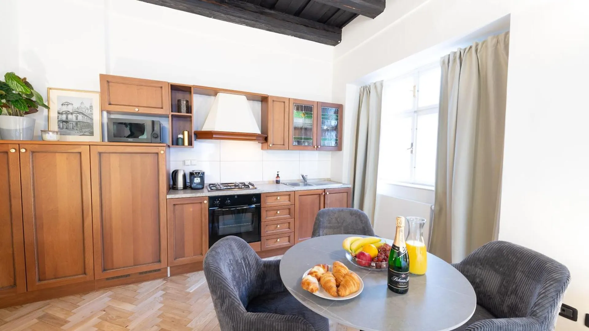 Adam'S Apartment - Great Price & Best Location Prag