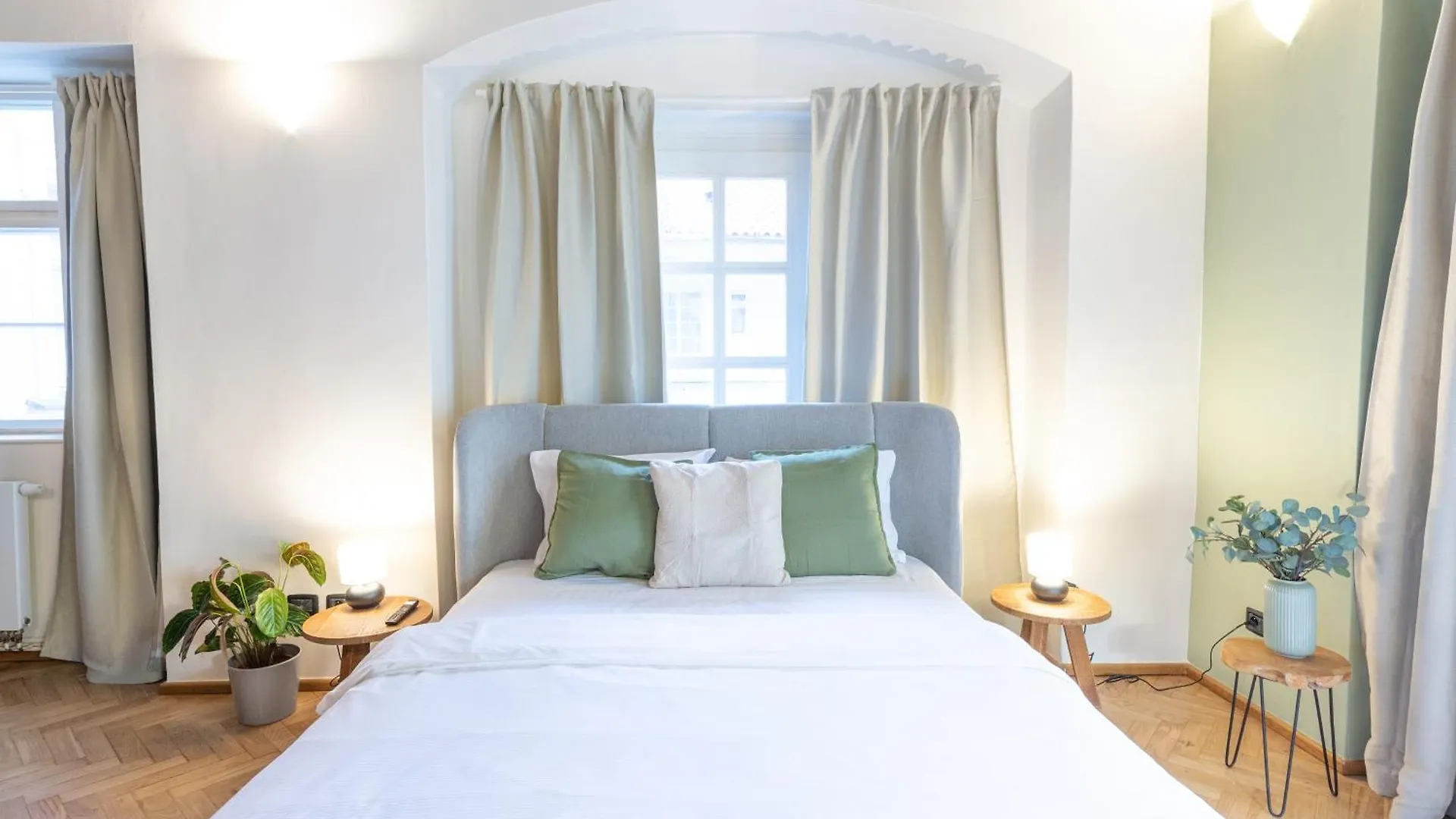 Adam'S Apartment - Great Price & Best Location Prag Tjekkiet